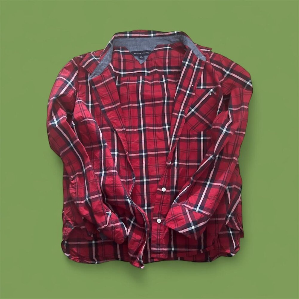 Large Red and white plaid Tommy Hilfiger Plaid Shirt,Used Like New Condition #82